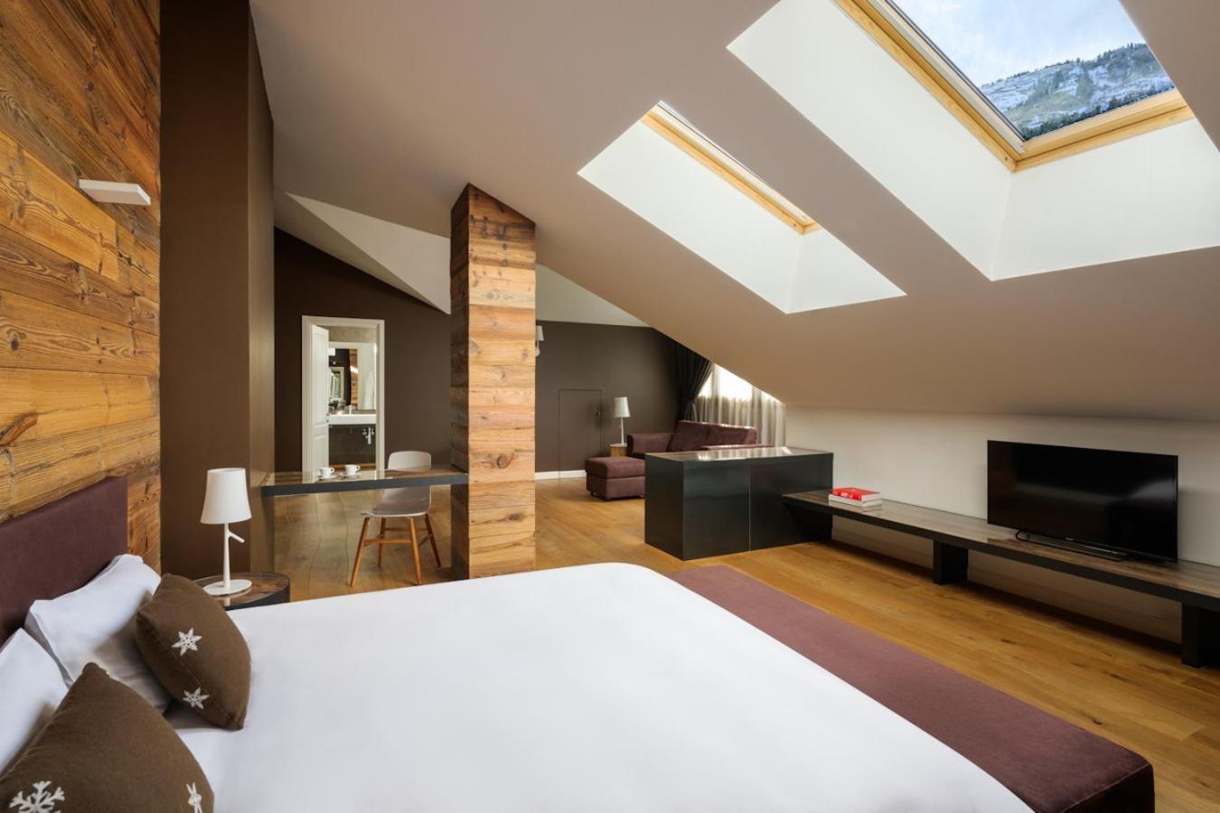 Montana Lodge & Spa, By R Collection Hotels La Thuile Exteriör bild