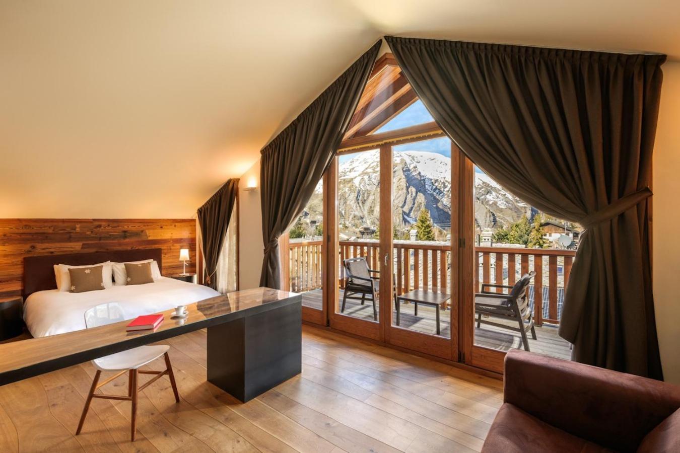 Montana Lodge & Spa, By R Collection Hotels La Thuile Exteriör bild