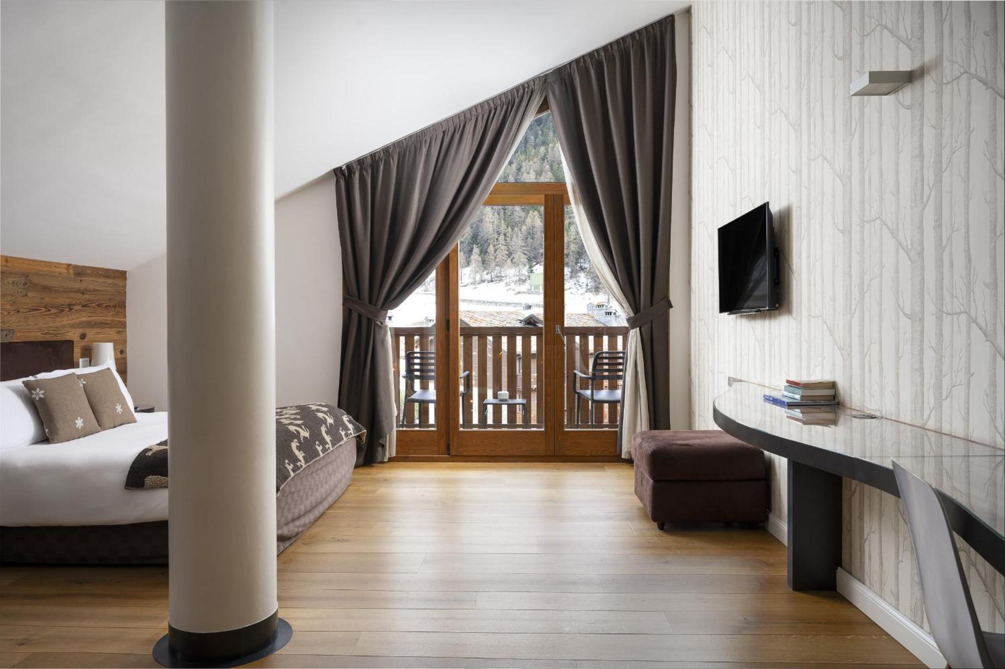 Montana Lodge & Spa, By R Collection Hotels La Thuile Exteriör bild